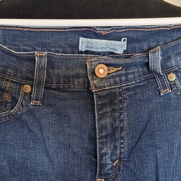 Women's Levi's Perfectly Slimming Boot Cut 512 Size 12M - Picture 2 of 6